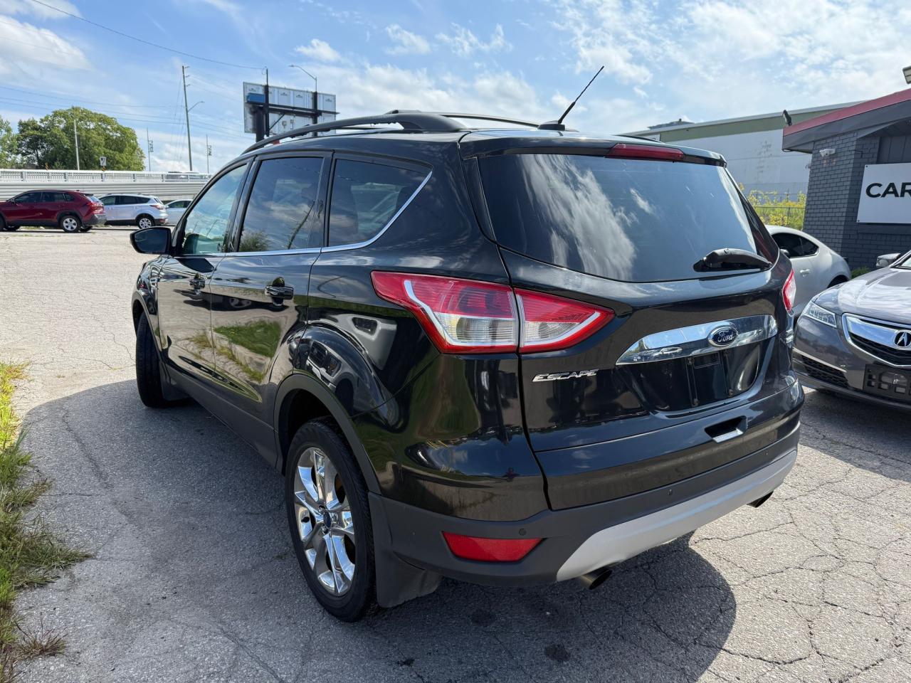 2013 Ford Escape SEL / AWD / ROOF / LEATHER / YOU SAFETY YOU SAVE - Photo #3