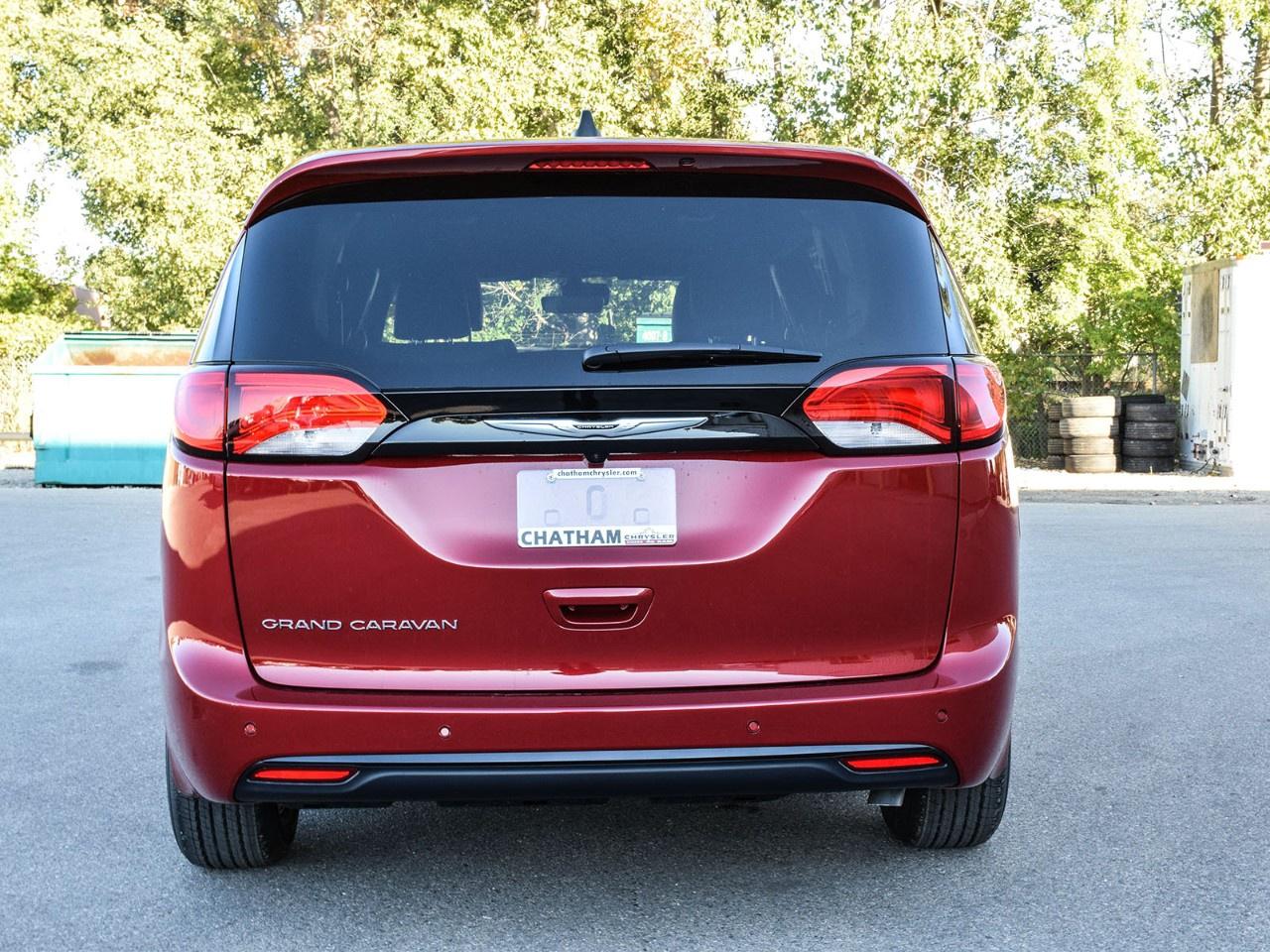 2026 Dodge Grand Caravan SXT 2WD Photo2