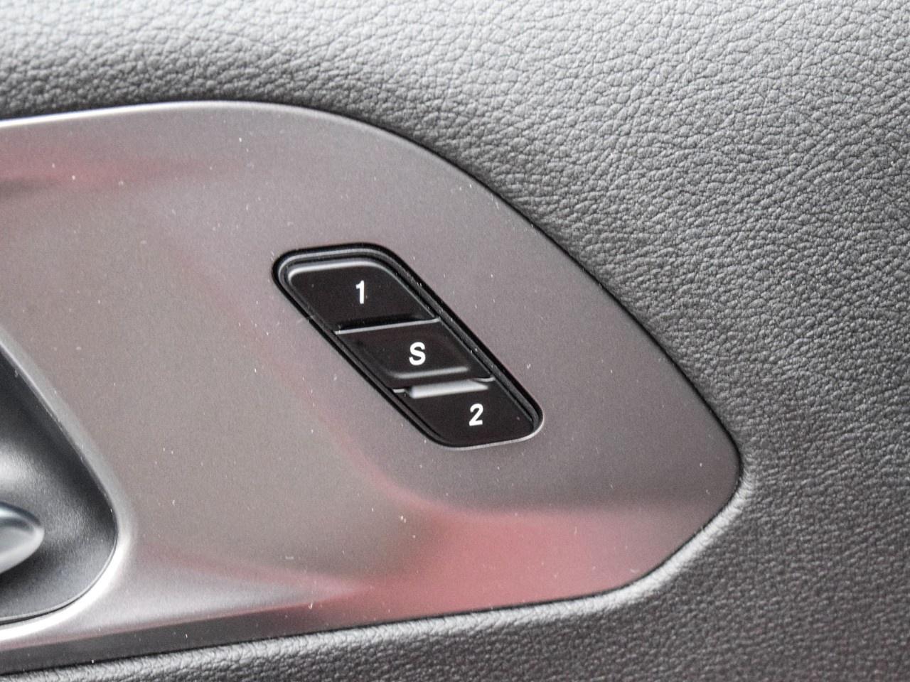 2026 Chrysler Pacifica Select FWD Photo