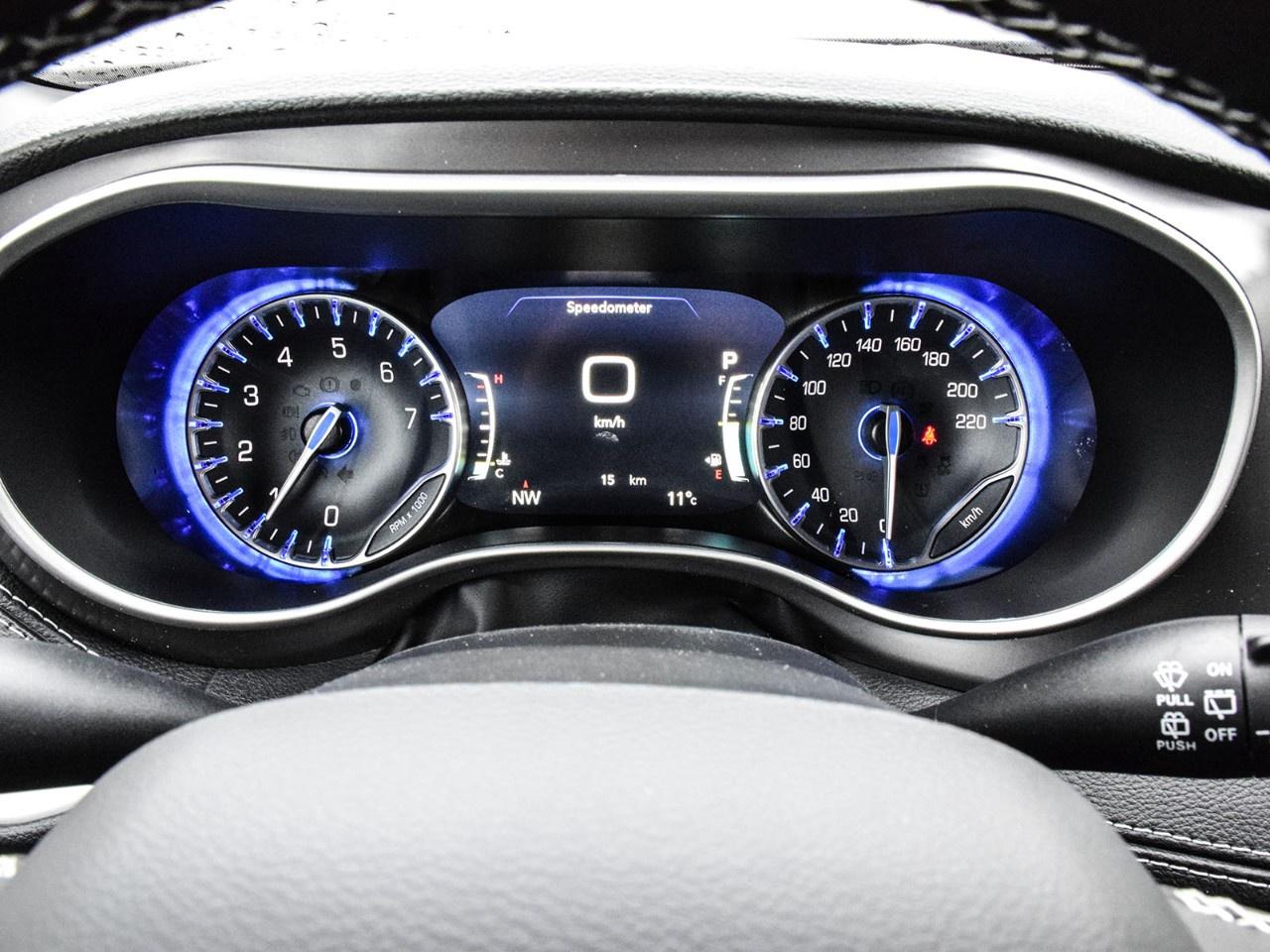 2026 Chrysler Pacifica Select FWD Photo