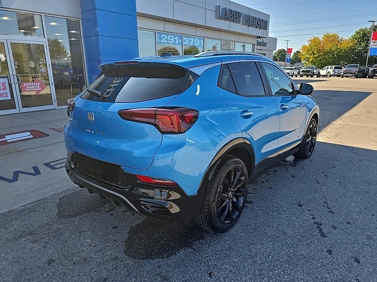 2026 Buick Encore GX Sport Touring Photo2