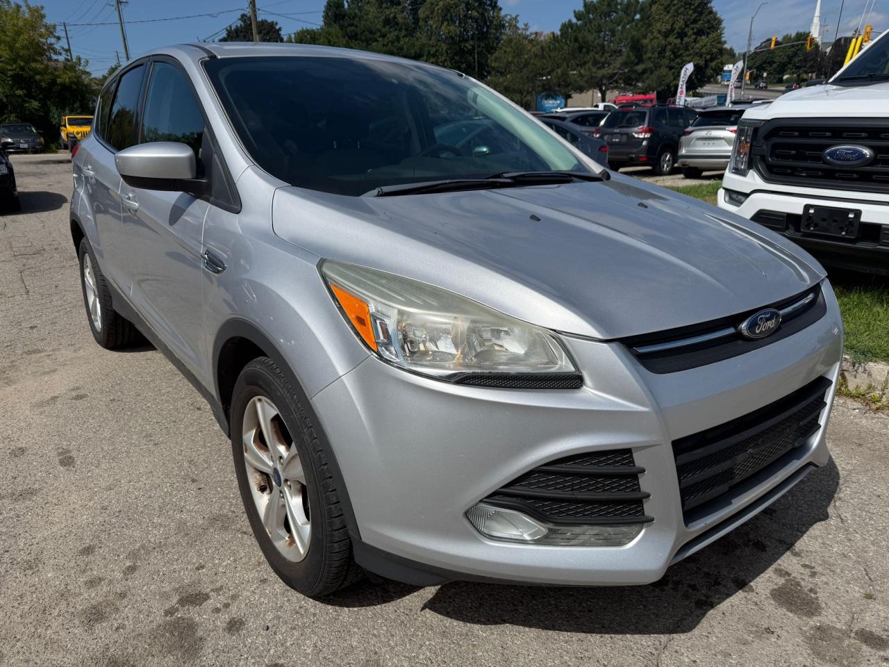 2015 Ford Escape SE / AUTO / AC / YOU SAFETY YOU SAVE - Photo #4