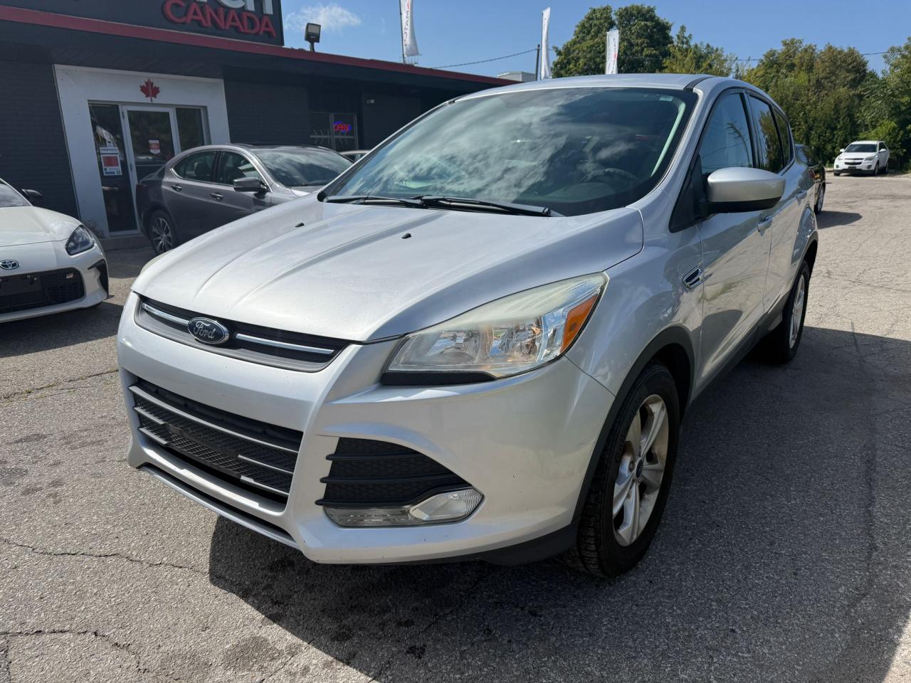 2015 Ford Escape SE / AUTO / AC / YOU SAFETY YOU SAVE - Photo #1