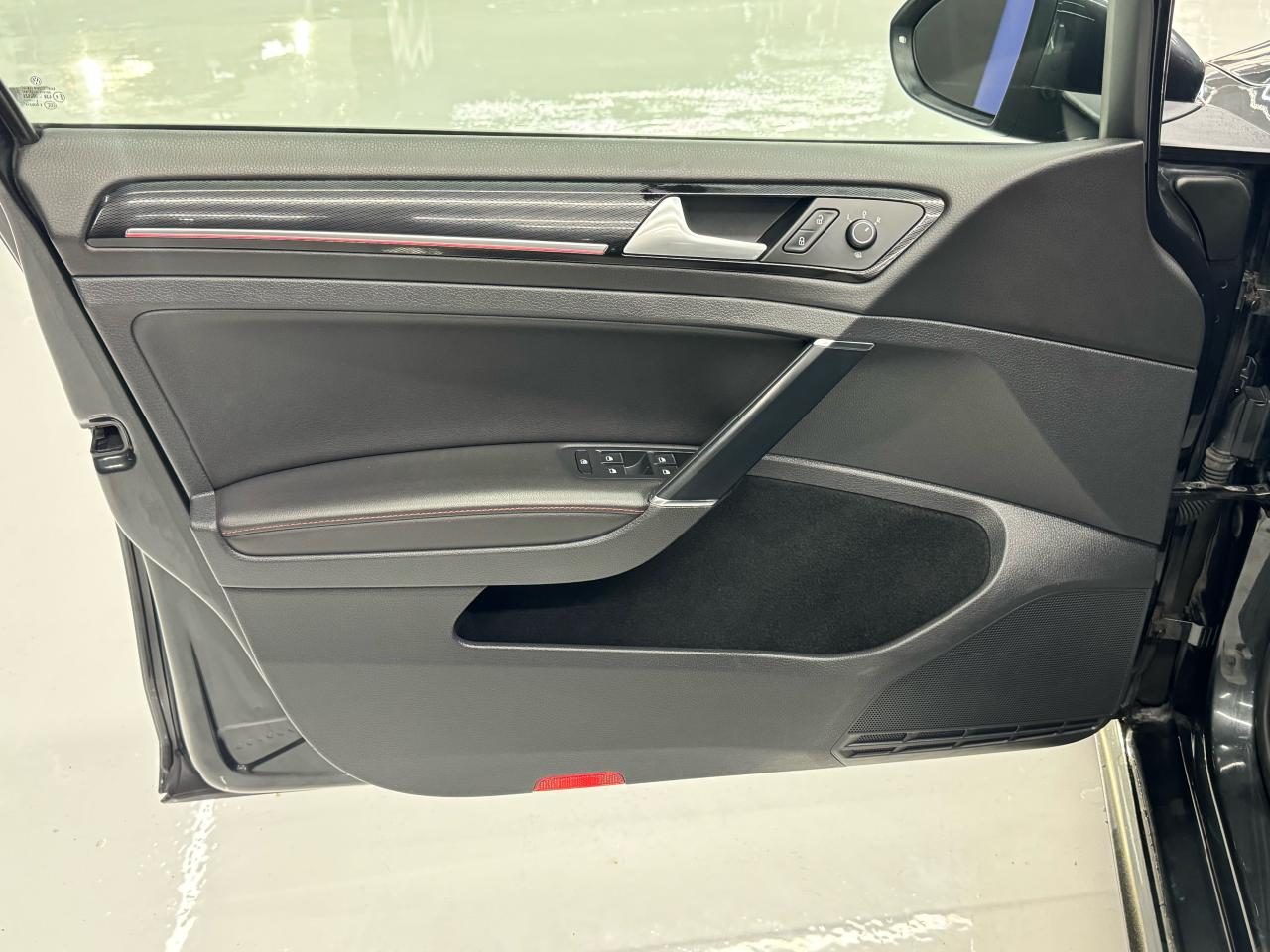 2015 Volkswagen GTI AUTOBAHN|6SPEED|BACKUP|FENDER SOUND| - Photo #6