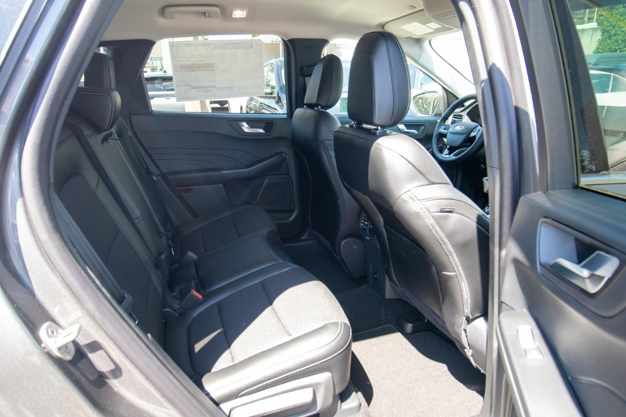 2025 Ford Escape PHEV FWD Photo5