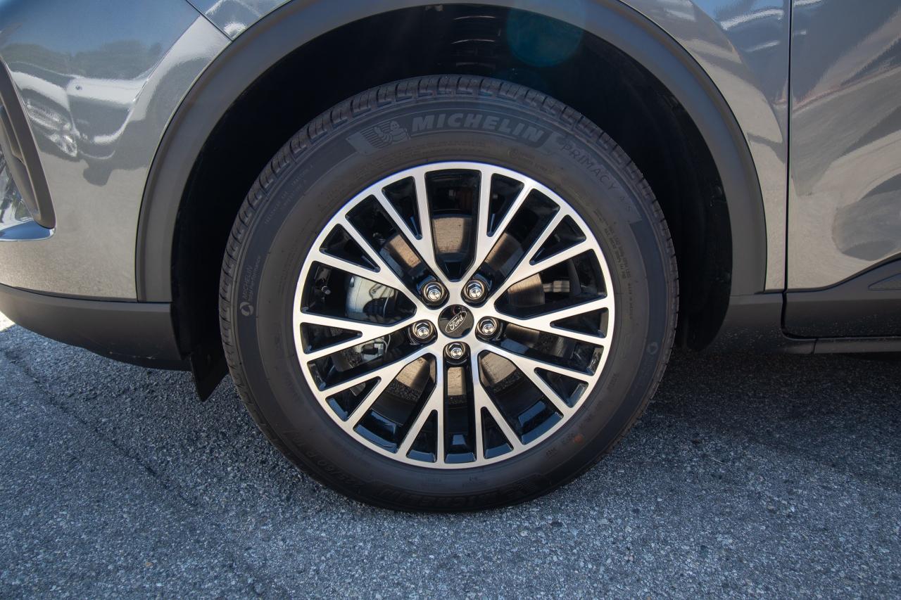 2025 Ford Escape PHEV FWD Photo5