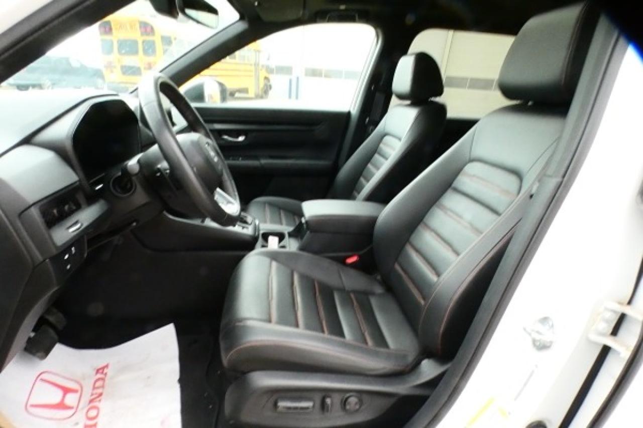 2024 Honda CR-V EX-L HYBRID AWD w/Htd Leather, S/R, BUC - Photo #11