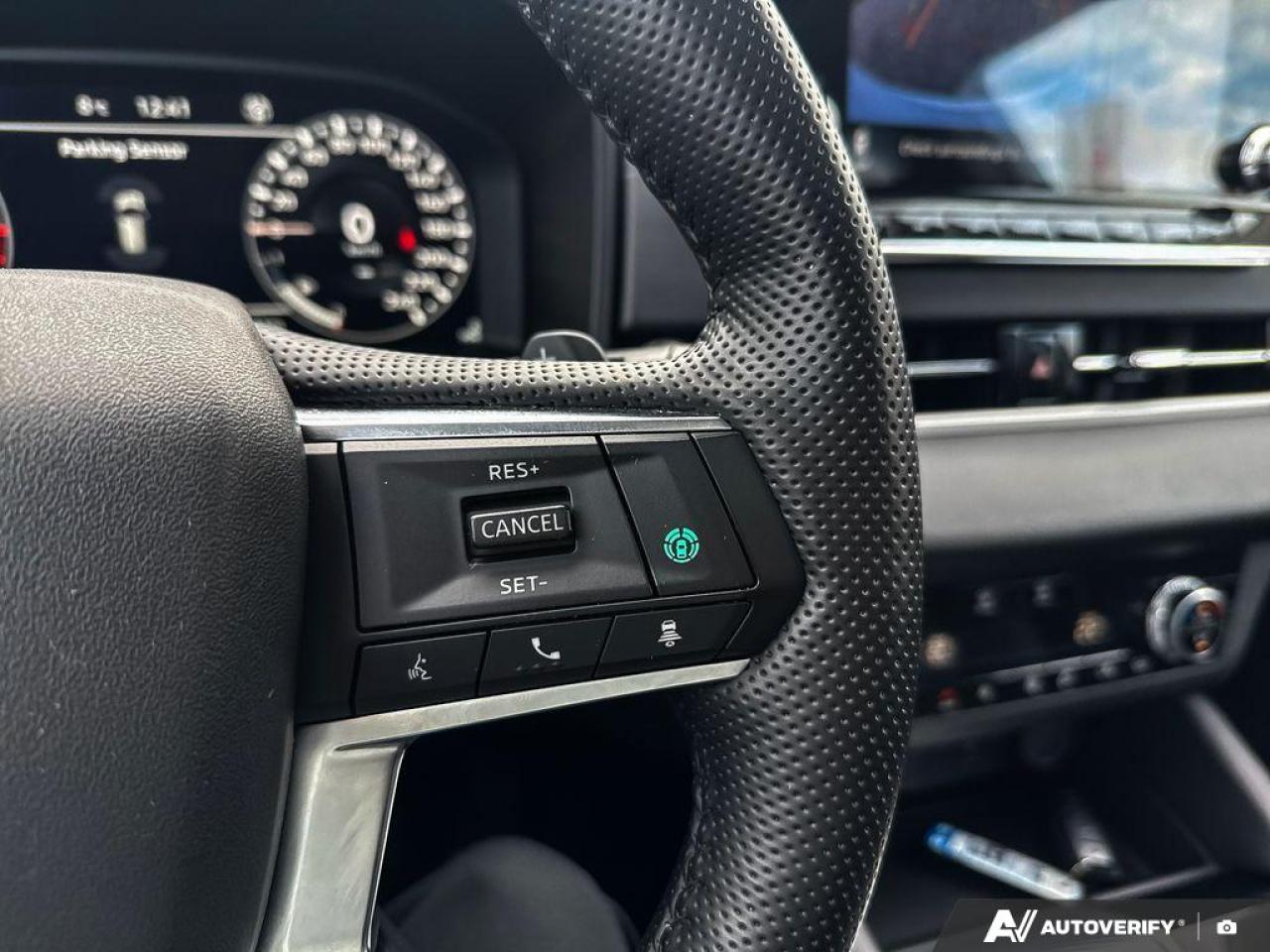 2024 Mitsubishi Outlander SEL / NO ACCIDENTS / LEATHER / PANO ROOF / AWD - Photo #23