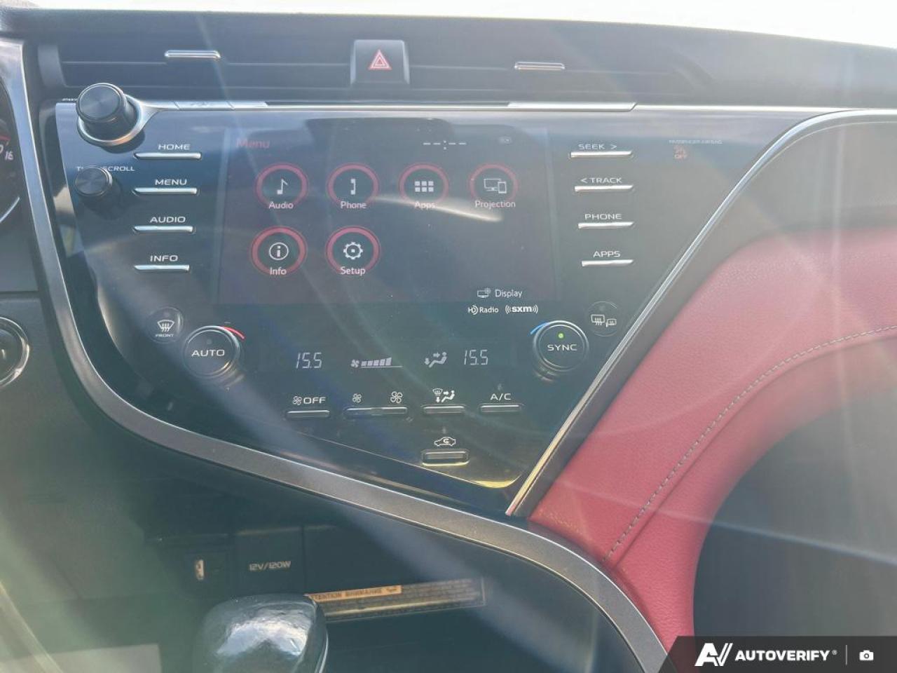 2018 Toyota Camry XSE / LEATHER / PANO ROOF / HEATED POWER SEATS Photo