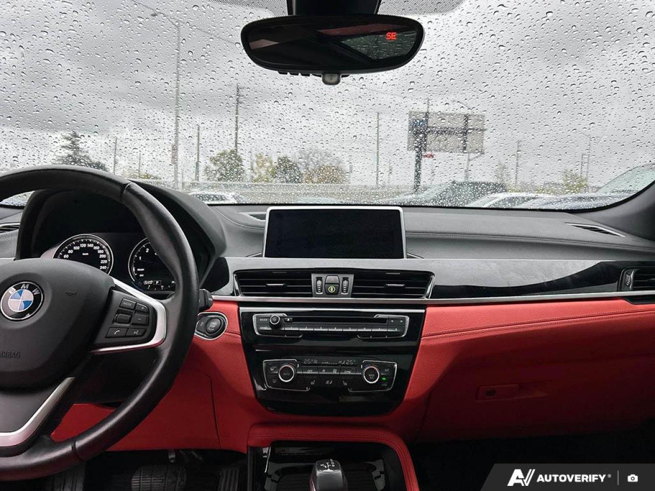 2018 BMW X2 XDRIVE28I / LEATHER / PANO ROOF / NAV / AWD - Photo #11