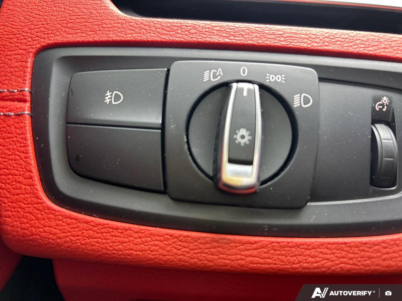 2018 BMW X2 XDRIVE28I / LEATHER / PANO ROOF / NAV / AWD - Photo #22