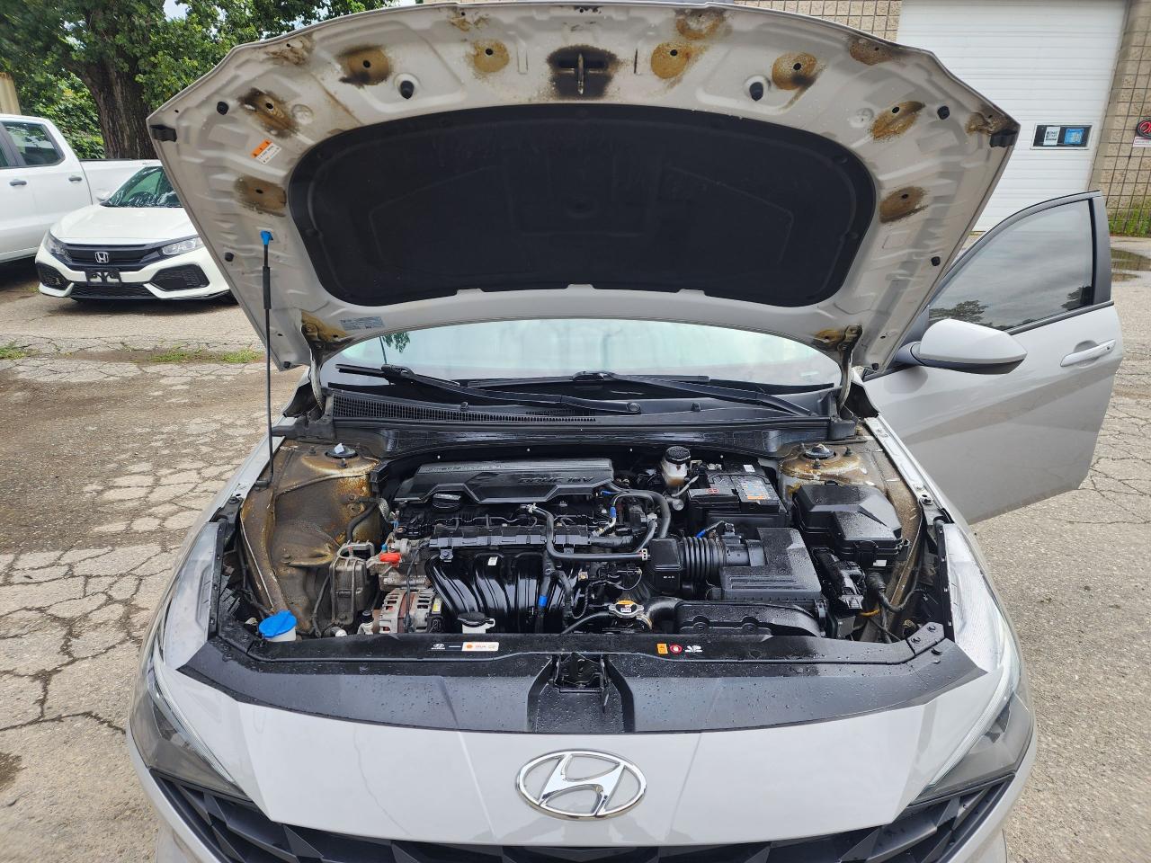2022 Hyundai Elantra Preferred l One Owner l Sunroof l Bluetooth l - Photo #18