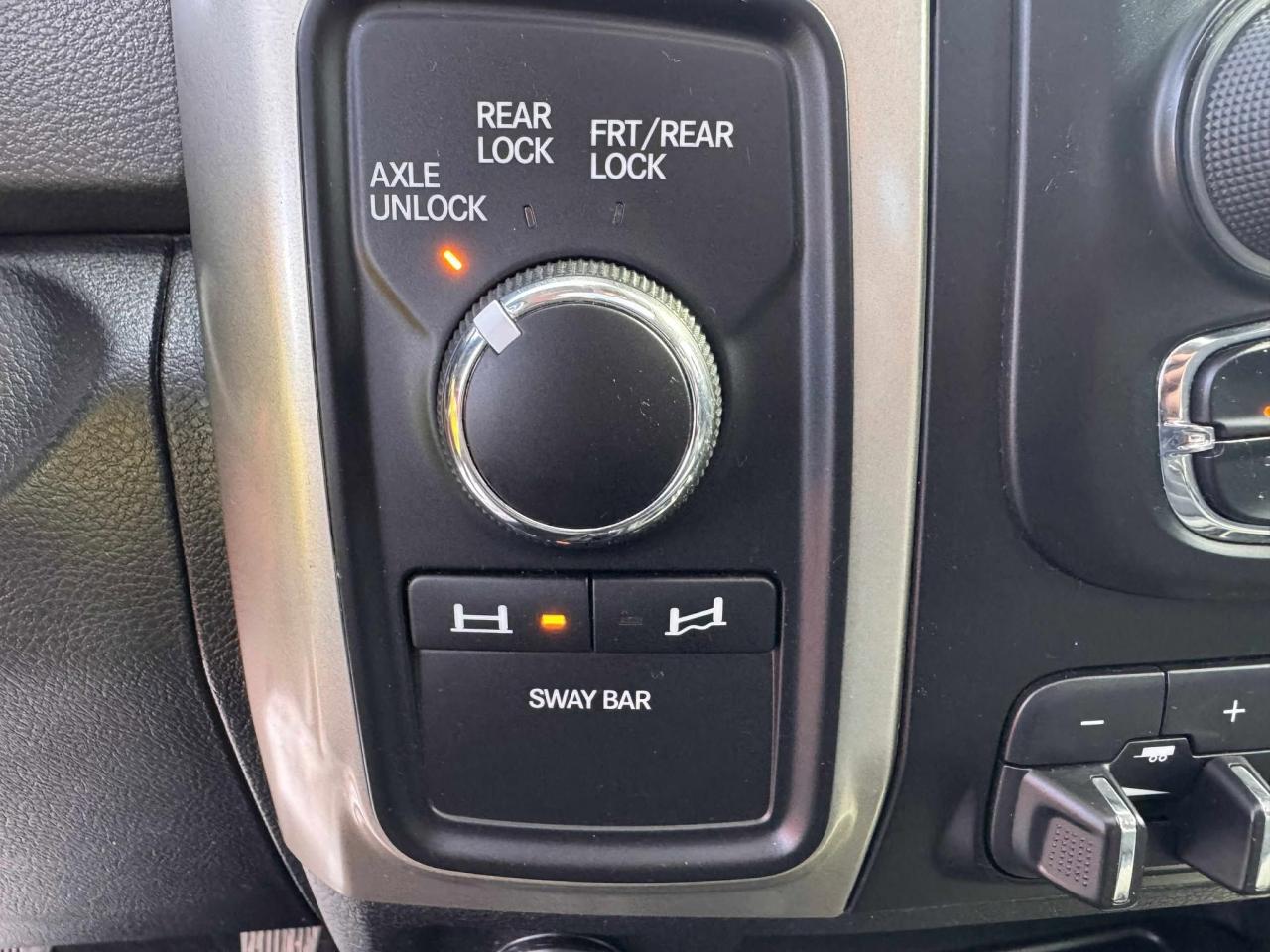 2013 RAM 2500 4WD CREW CAB 149" POWER WAGON - Photo #15