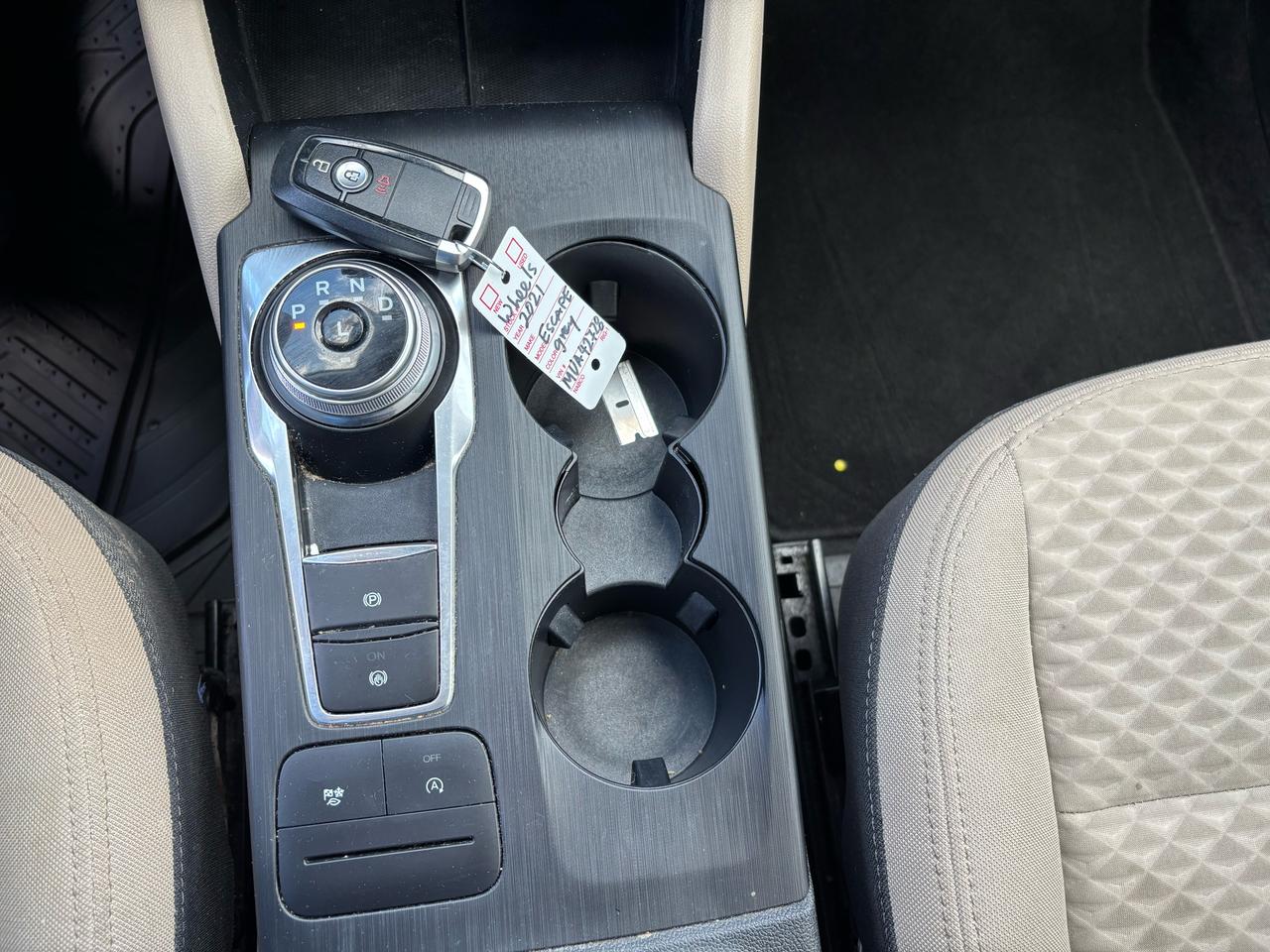 2021 Ford Escape SE AWD Photo