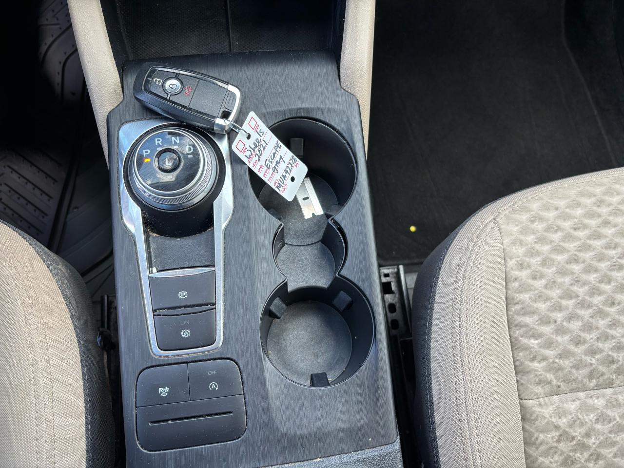 2021 Ford Escape SE - Photo #20