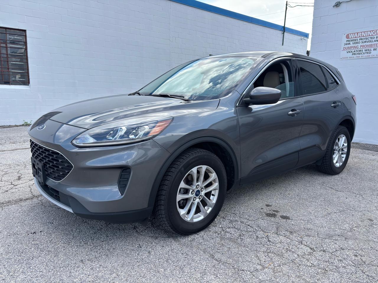 2021 Ford Escape SE AWD Photo
