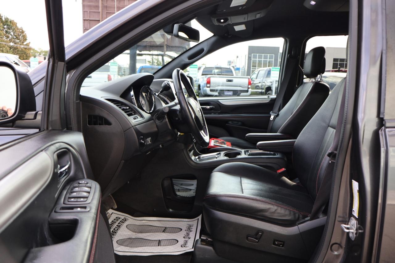 2019 Dodge Grand Caravan GT STOW/GO CERTIFIED *ACCIDENT FREE*7 SEATS* CAMERA BLUETOOTH HEATED LEATHER & STEERING CRUISE ALLOYS - Photo #14