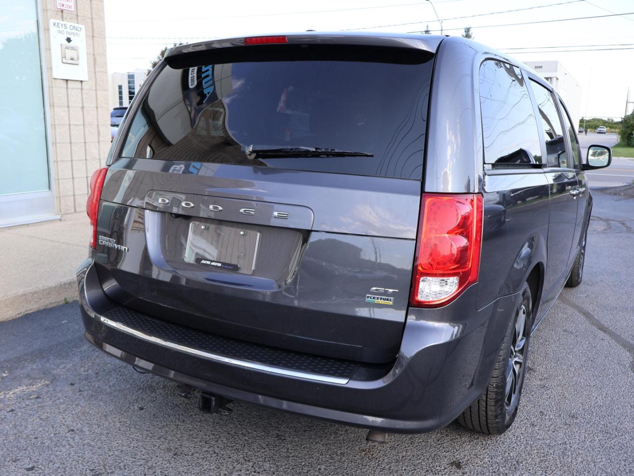 2019 Dodge Grand Caravan GT STOW/GO CERTIFIED *ACCIDENT FREE*7 SEATS* CAMERA BLUETOOTH HEATED LEATHER & STEERING CRUISE ALLOYS - Photo #6