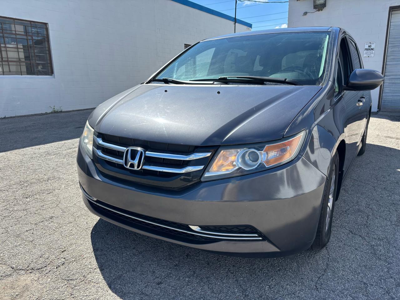 2016 Honda Odyssey EX - Photo #6