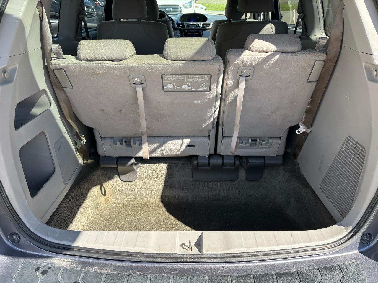 2016 Honda Odyssey EX - Photo #12