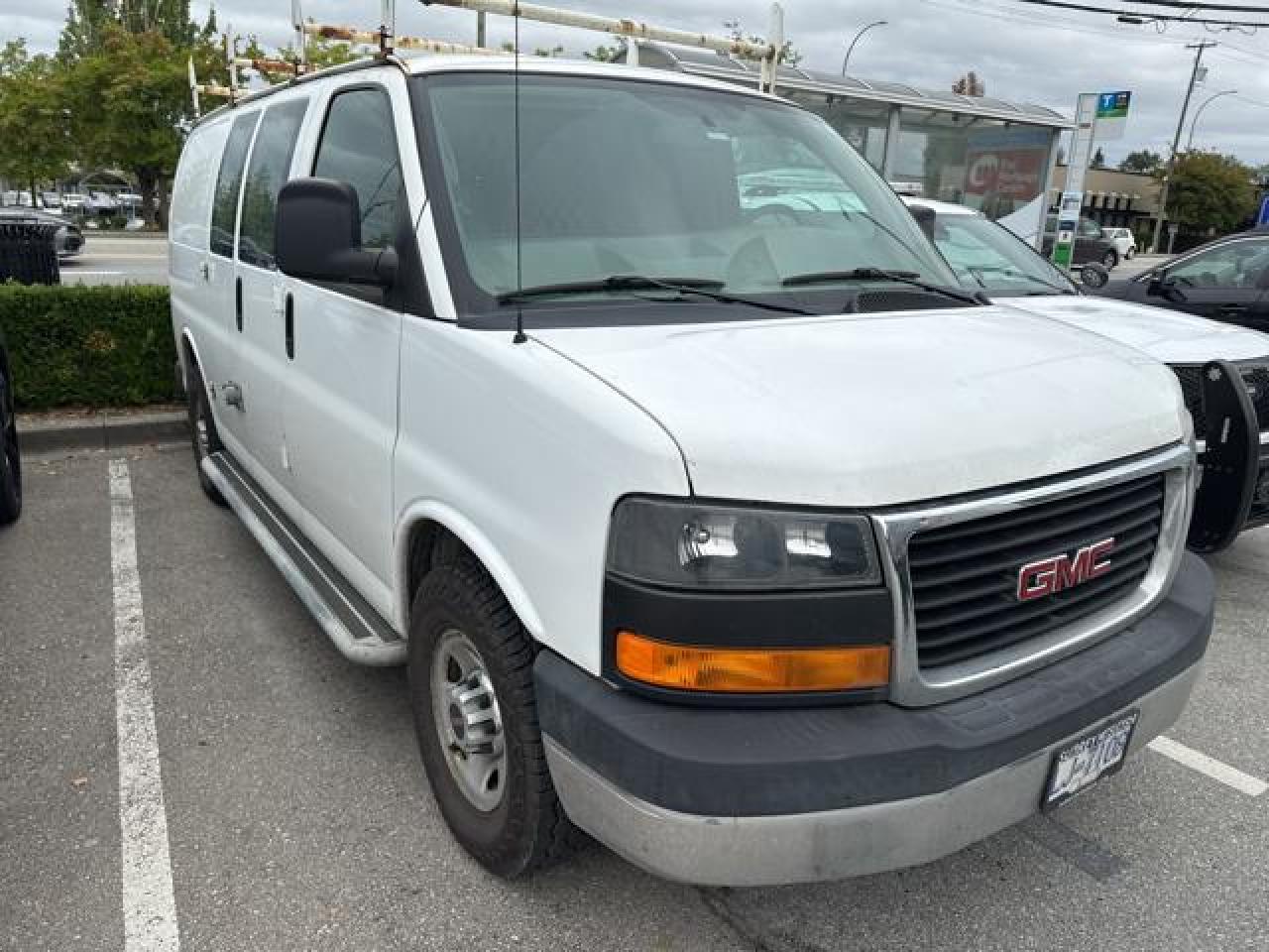 Used 2015 GMC Savana Cargo Van Cargo for sale in Burnaby, BC