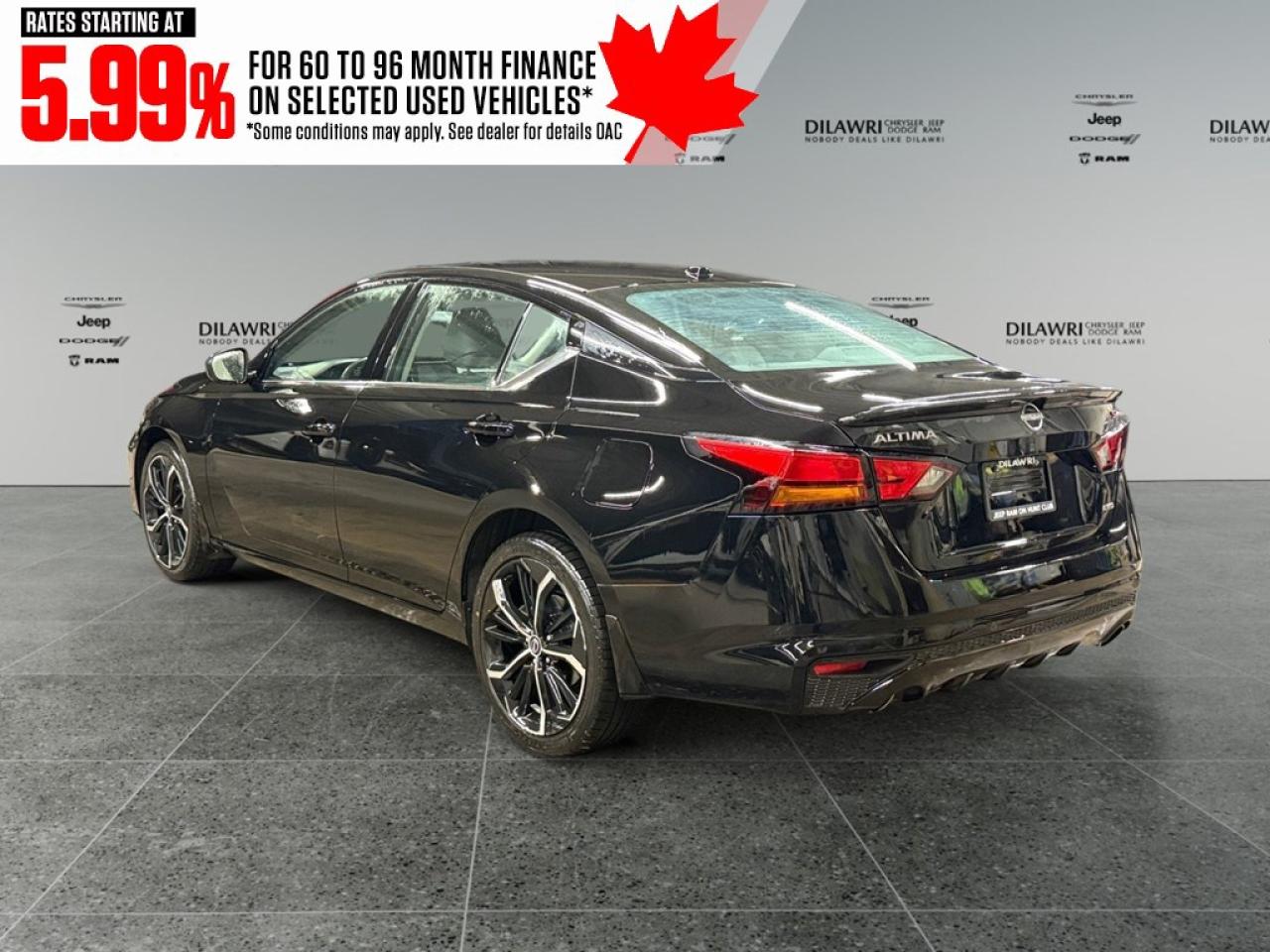 2023 Nissan Altima SR AWD Photo2