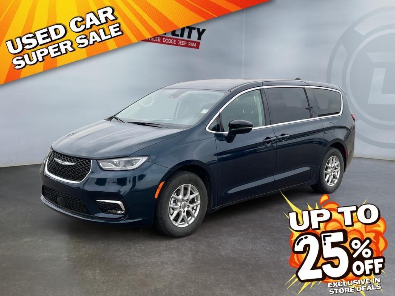 Used 2024 Chrysler Pacifica Touring-L 3.6L V6 - Leather - Heated Seats & Steering Wheel - Power Doors & Liftgate - 360 Camera - Remote Start - Adaptive Cruise Control for sale in Lethbridge, AB