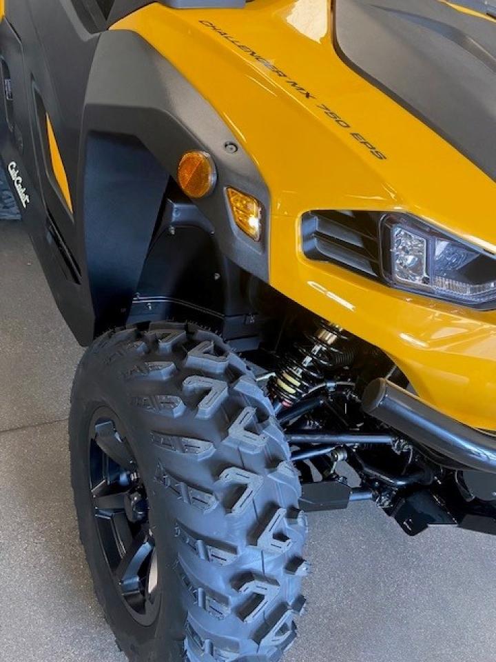 2025 Cub Cadet CHALLENGER 750 MX750 Photo1