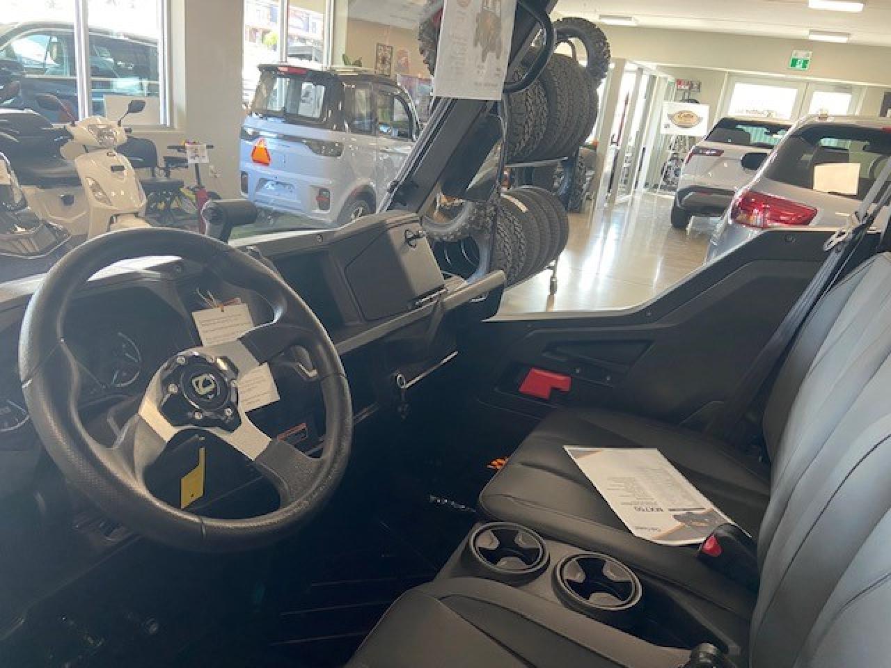 2025 Cub Cadet CHALLENGER 750 MX750 Photo