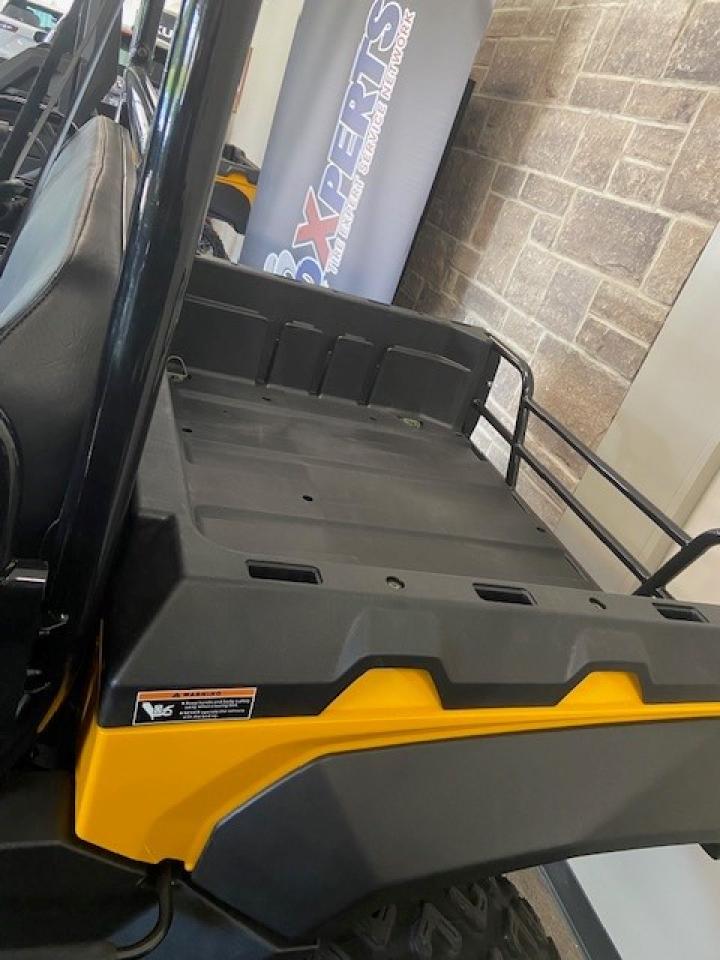 2024 Cub Cadet Challenger 550 M550 Photo4