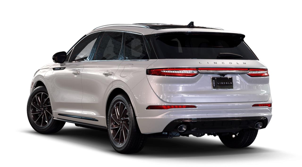 2023 Lincoln Corsair Grand Touring AWD Photo1