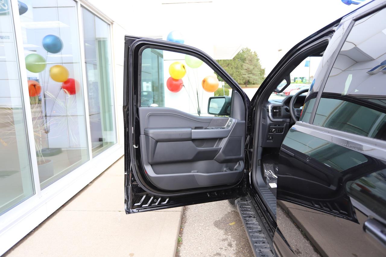 2025 Ford F-150 XLT 4WD SuperCrew 5.5' Box Photo