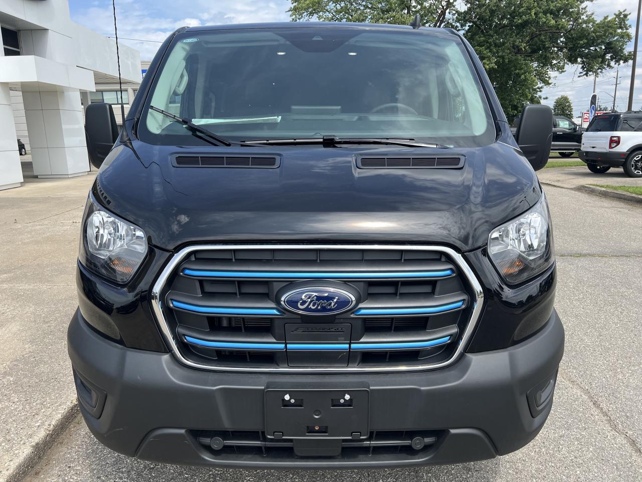 2023 Ford E-Transit Cargo Van T-350 148  Low Rf 9500 GVWR RWD Photo2