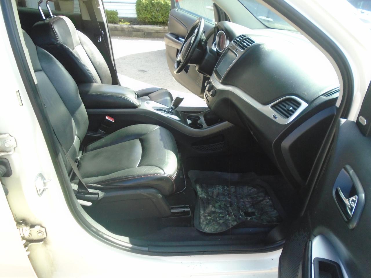 2012 Dodge Journey AWD 4dr R-T Rallye 7 PASS. - Photo #21