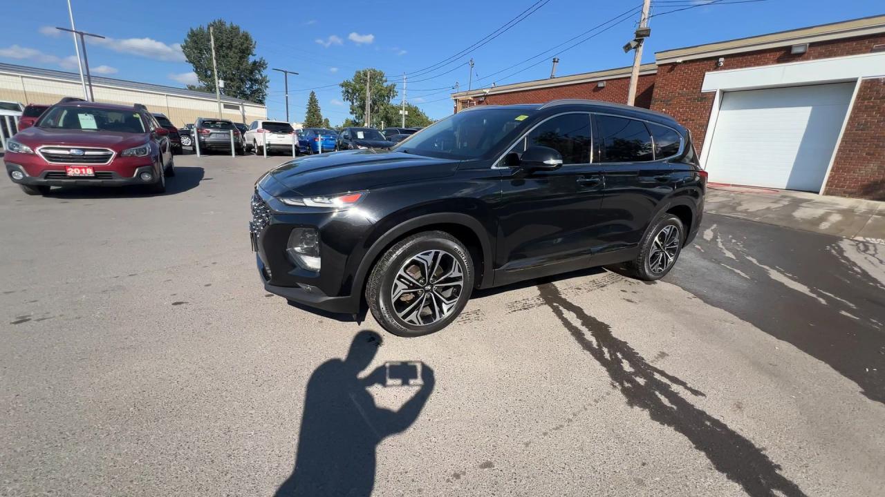 2020 Hyundai Santa Fe ULTIMATE AWD| 235HP 2.0L TURBO| LEATHER| PANO ROOF Photo3