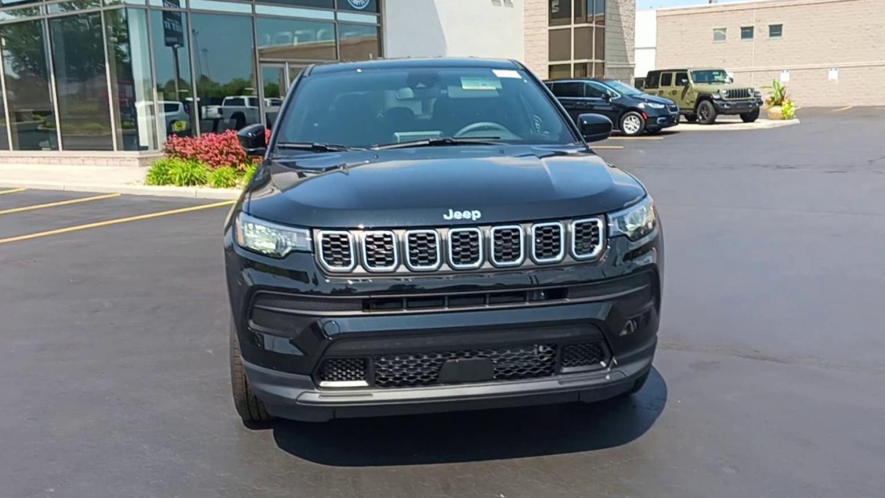 2025 Jeep Compass sport 4x4 Photo2