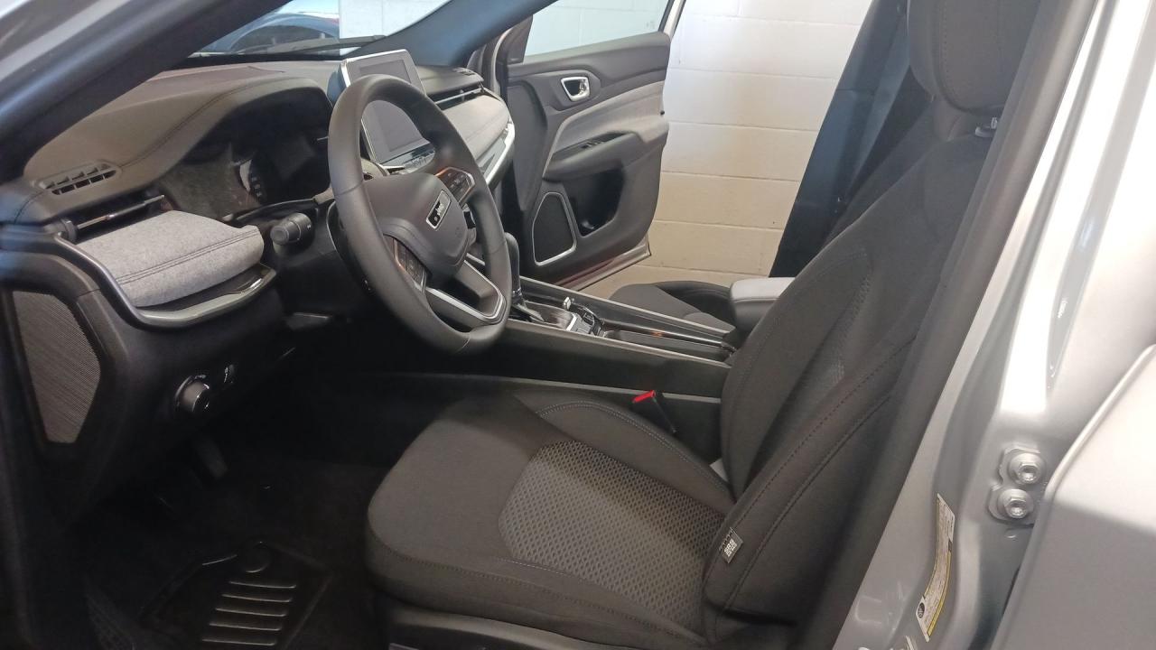 2025 Jeep Compass sport 4x4 Photo