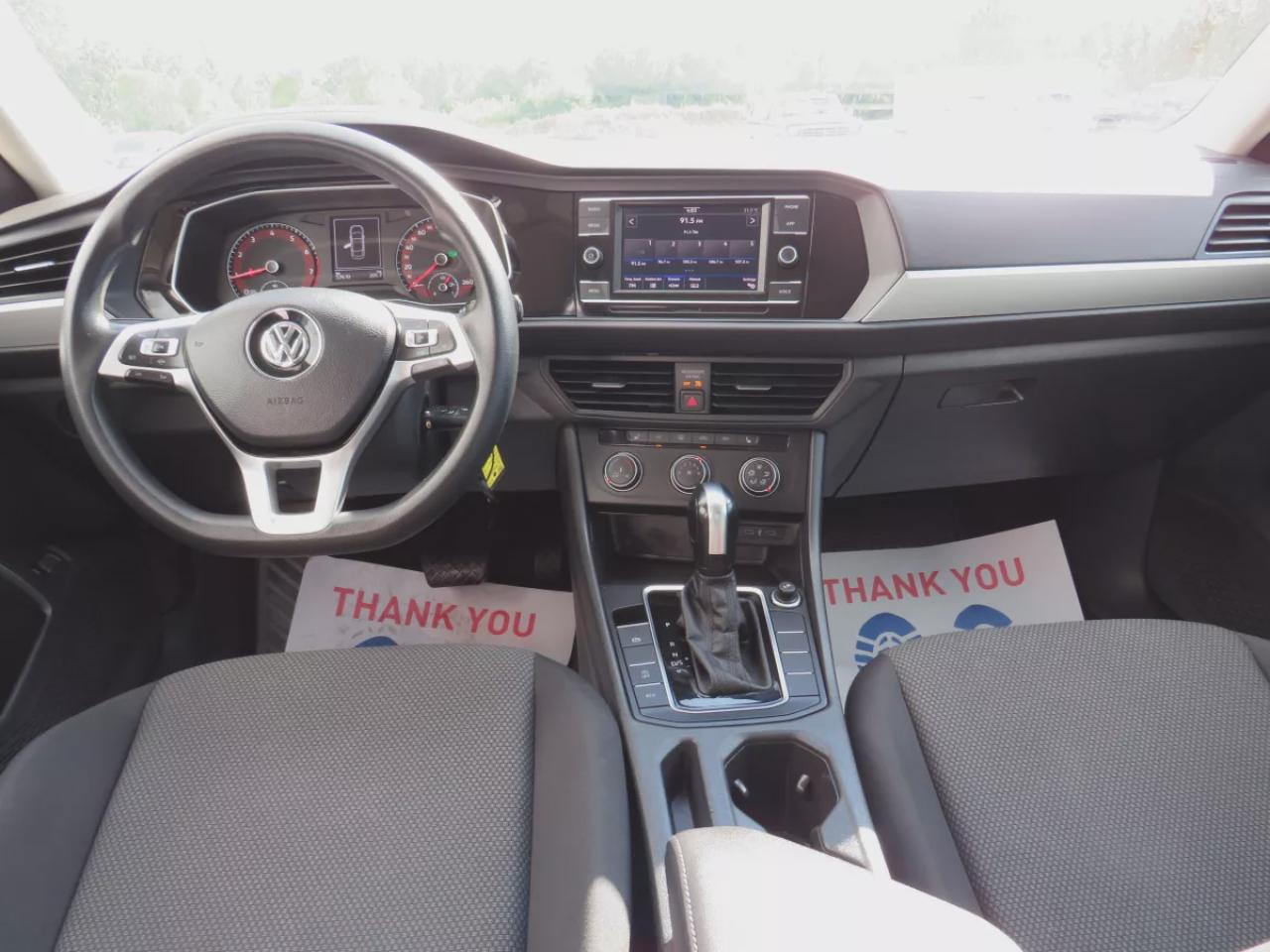 2020 Volkswagen Jetta Comfortline (**CLEAN TITLE/NO ACCIDENTS!!**SAFETY/CERTIFIED!!**ALLOY RIMS**HEATED SEATS**REVERSE CAMERA**DIGITAL TOUCHSCREEN**ECO MODE**CUSTOM JETTA RUBBER FLOOR MATS**CRUISE CONTROL**BLUETOOTH**) Photo