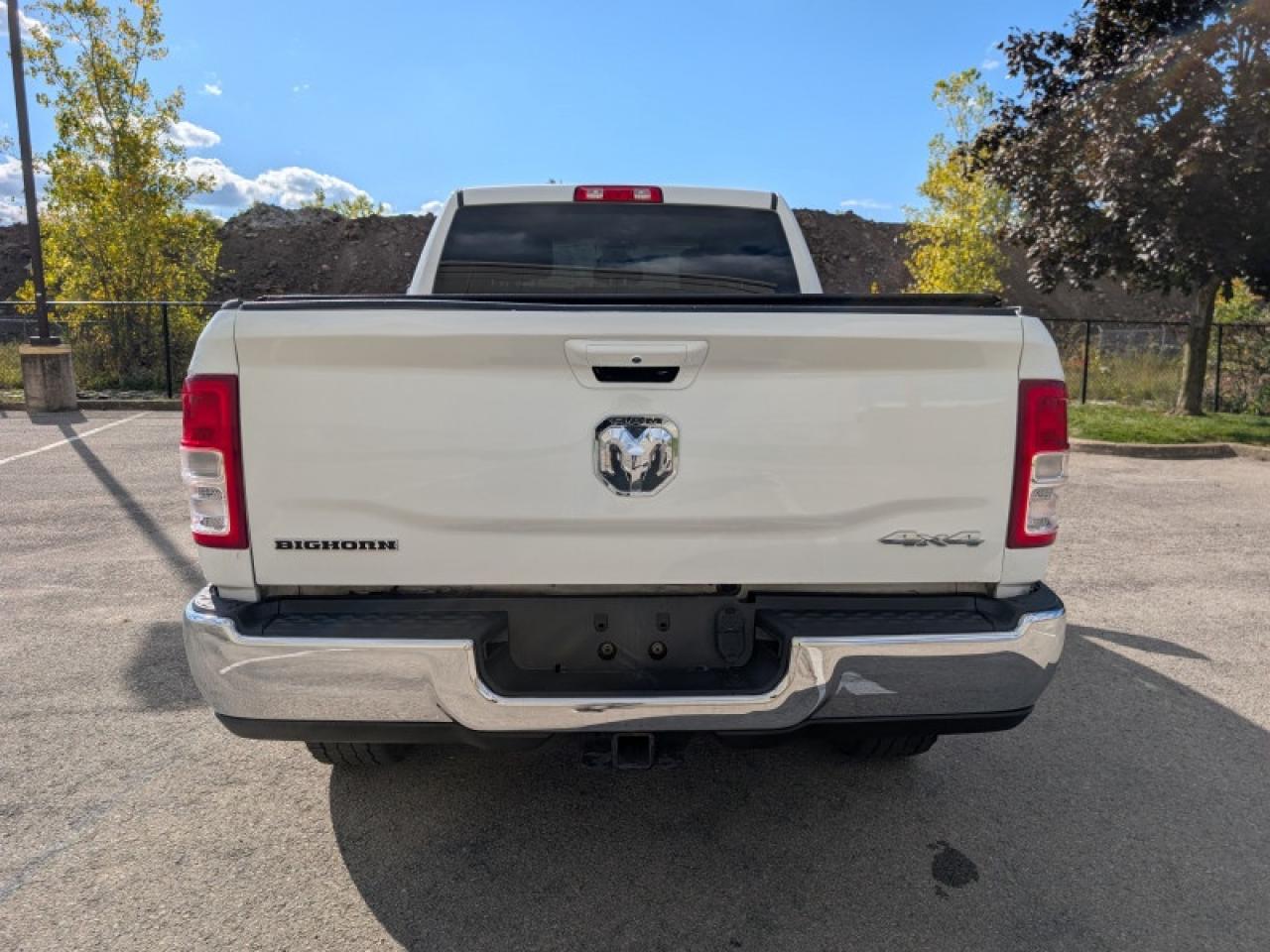2020 RAM 3500 Big Horn  **18 SERVICE RECORDS - 6.4L HEMI** Photo3