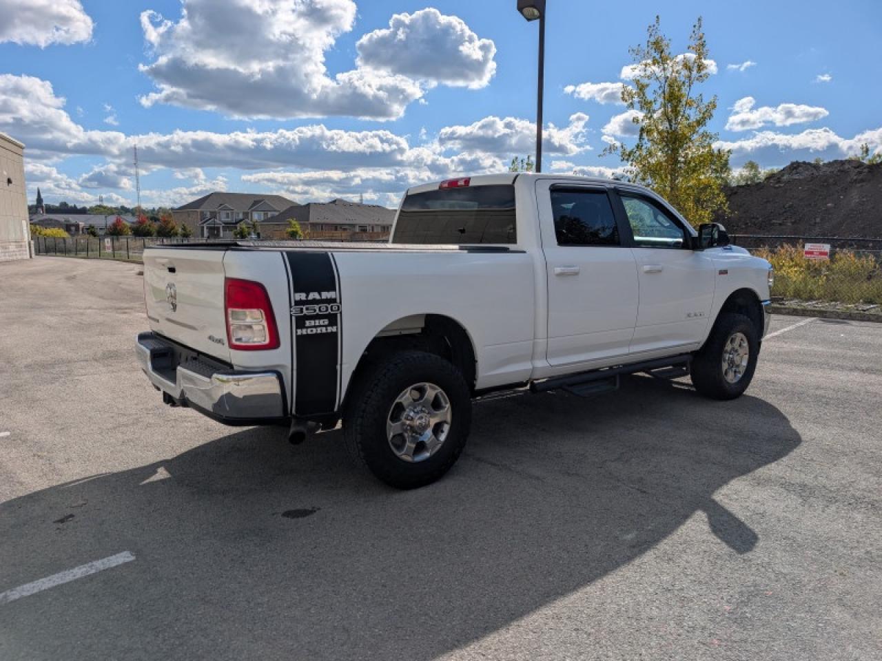 2020 RAM 3500 Big Horn  **18 SERVICE RECORDS - 6.4L HEMI** Photo