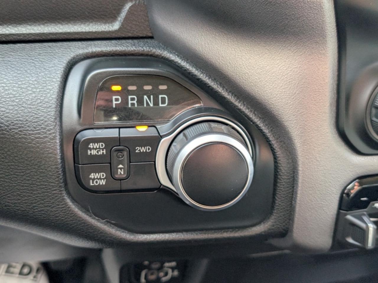 2020 RAM 3500 Big Horn  **18 SERVICE RECORDS - 6.4L HEMI** Photo