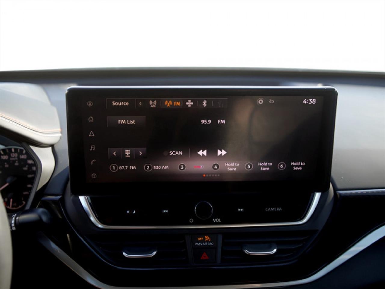 2023 Nissan Altima SR  **AWD - HTD SW - ADAP CC** Photo