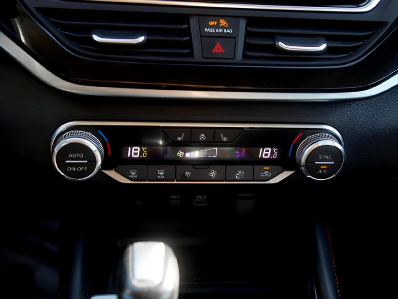 2023 Nissan Altima SR  **AWD - HTD SW - ADAP CC** Photo