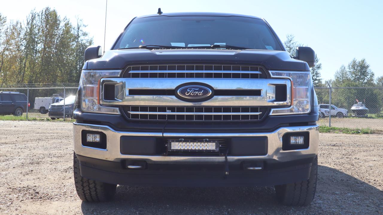 2018 Ford F-150 XLT Photo2
