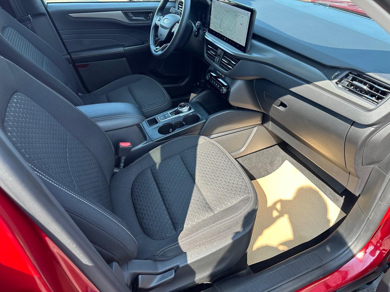 2023 Ford Escape Active Photo5