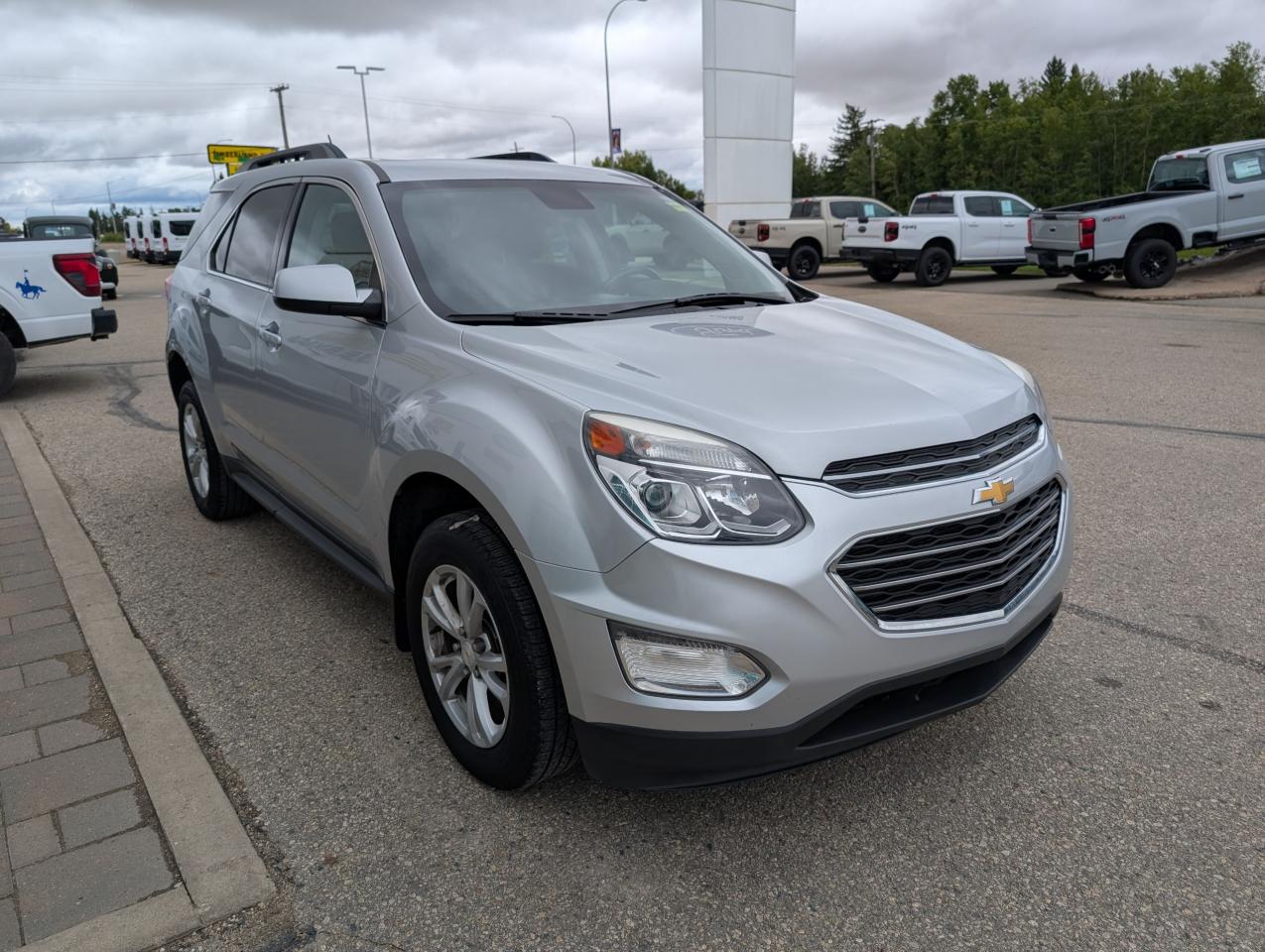 2016 Chevrolet Equinox LT Photo3