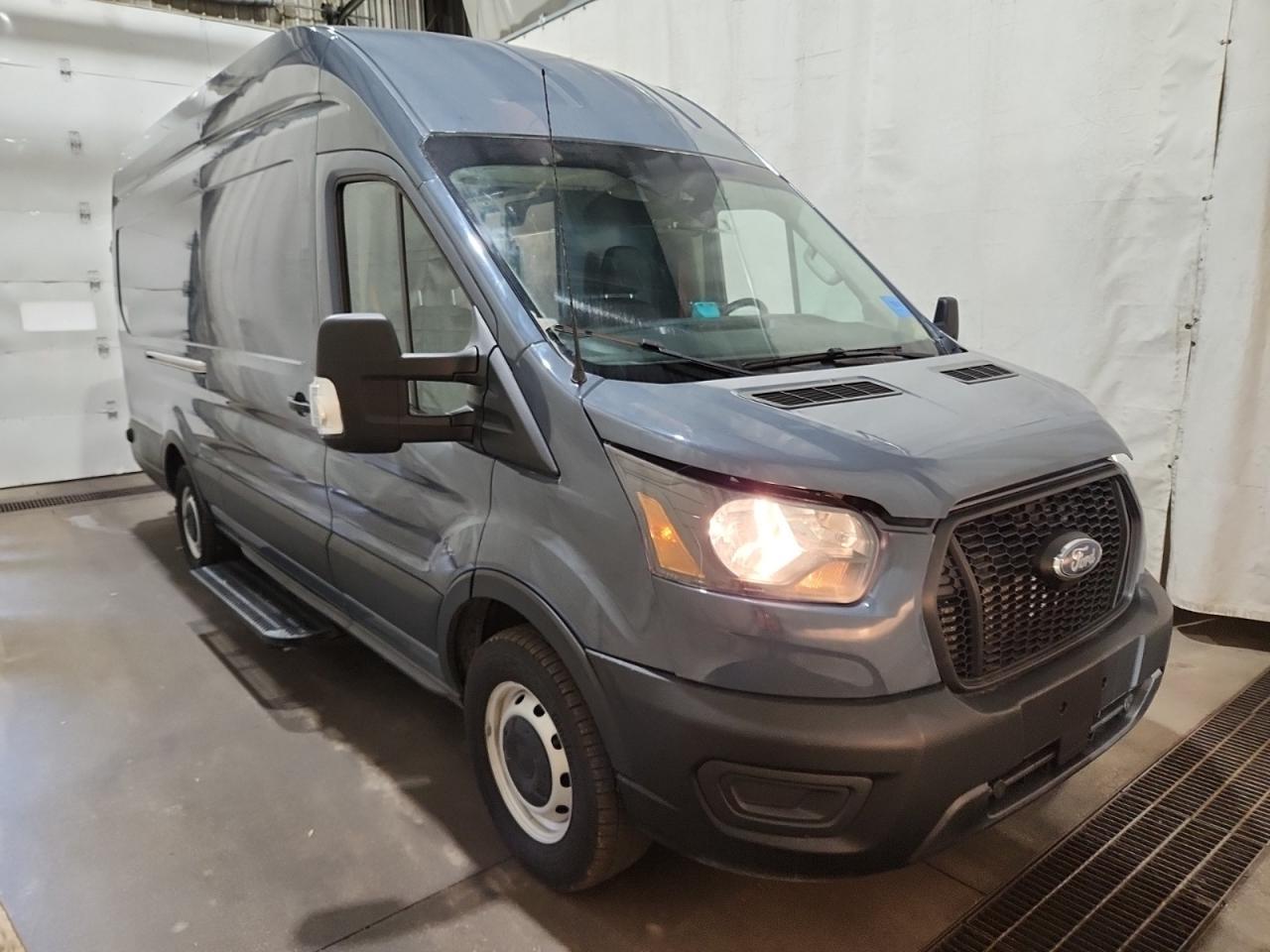 2021 Ford Transit Cargo Van BASE Photo5