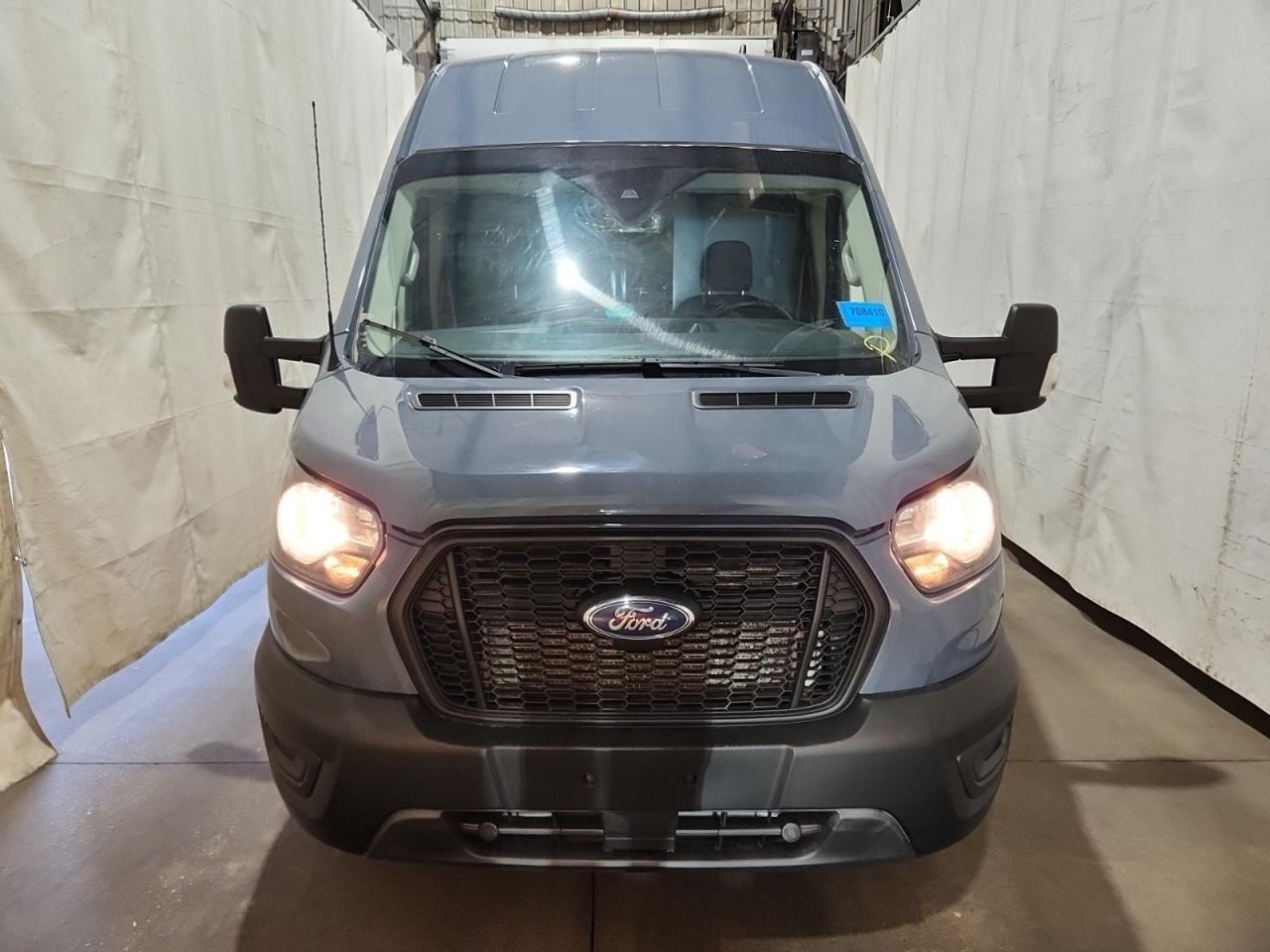 2021 Ford Transit Cargo Van BASE Photo5