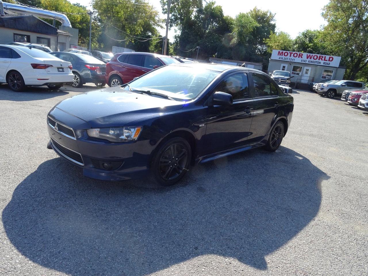 2014 Mitsubishi Lancer SE - Photo #2