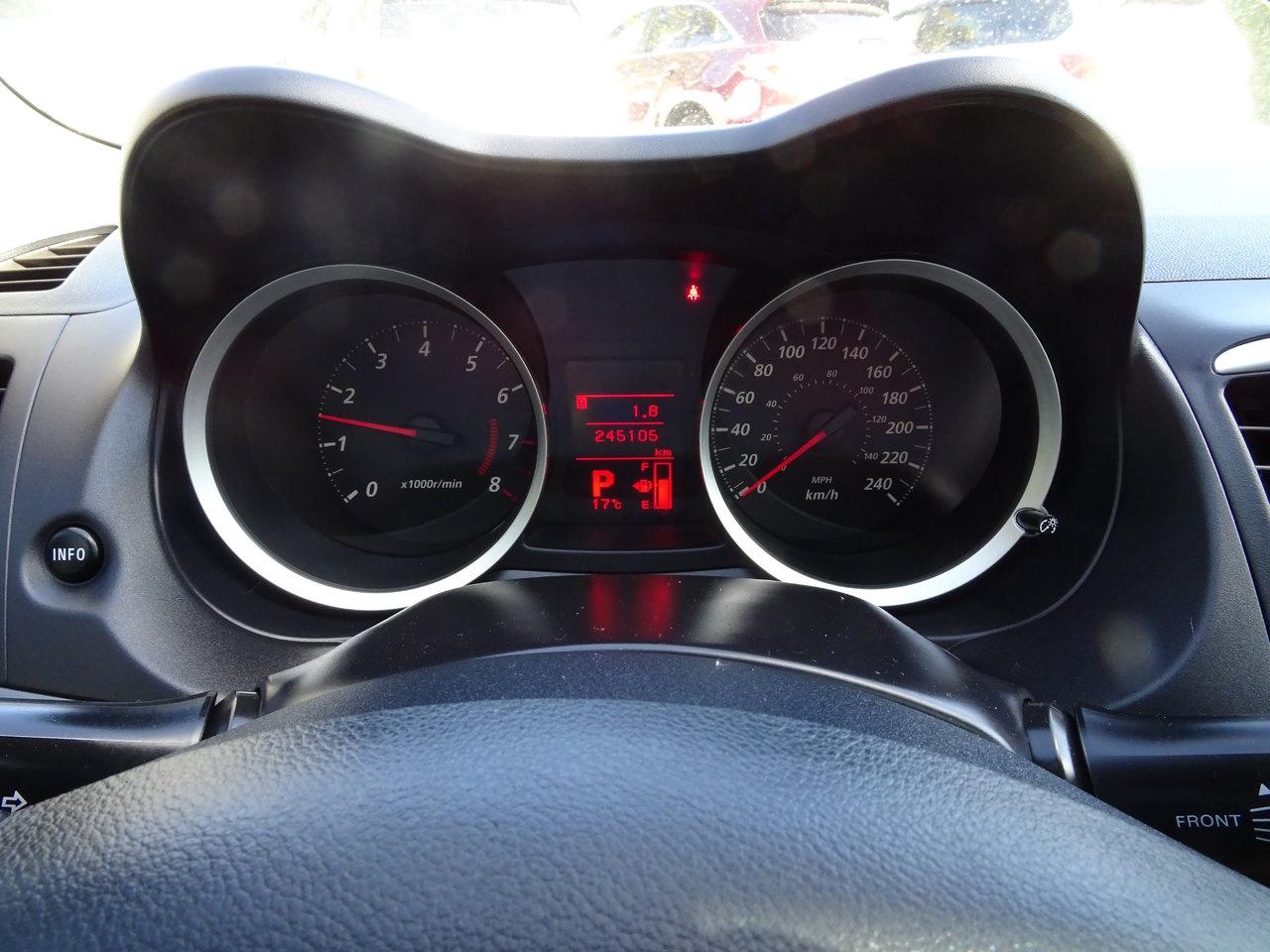 2014 Mitsubishi Lancer SE - Photo #15